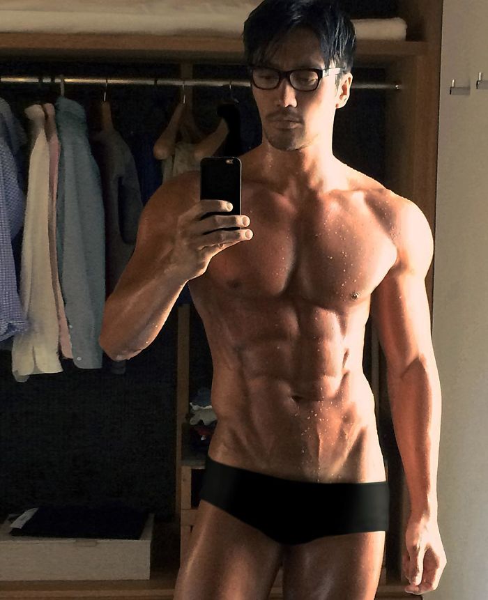 Chuando Tan taking a mirror selfie showing his muscular youthful body, inspiring fitness and healthy aging at 59 years old Chuando Tan taking a mirror selfie showing his muscular youthful body, inspiring fitness and healthy aging at 59 years old