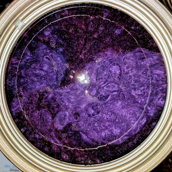 Plum Crazy (Phg) Chrysler. Unstirred Paint