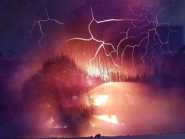 My Cracked Fire Glass Looks Like A Thunderstorm Painting