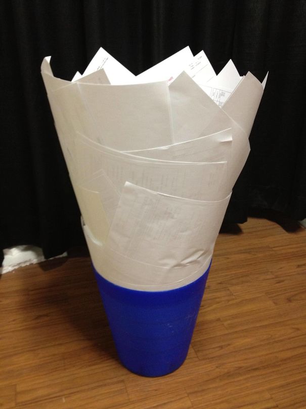 This Is How My Coworker Avoids Taking Out His Garbage