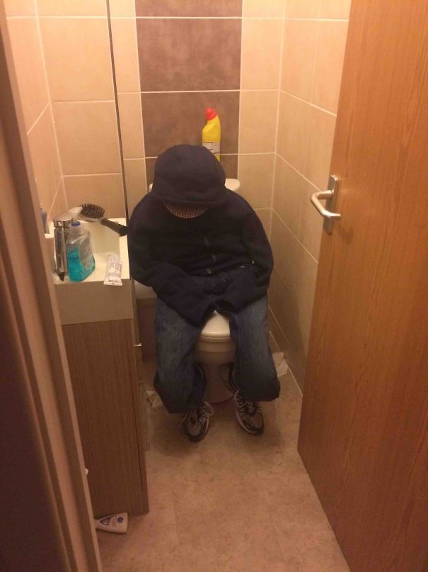 Made This Guy Out Of Our Housemates Clothes And Set Him Up In His Bathroom. I've Never Heard A Grown Man Scream So Much