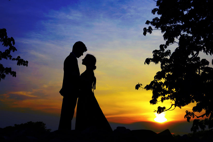 I Shoot A Pre-Wedding Of An Indian Soldier Who Kissed His Fiance In All Photos. I Shoot A Pre-Wedding Of An Indian Soldier Who Kissed His Fiance In All Photos.
