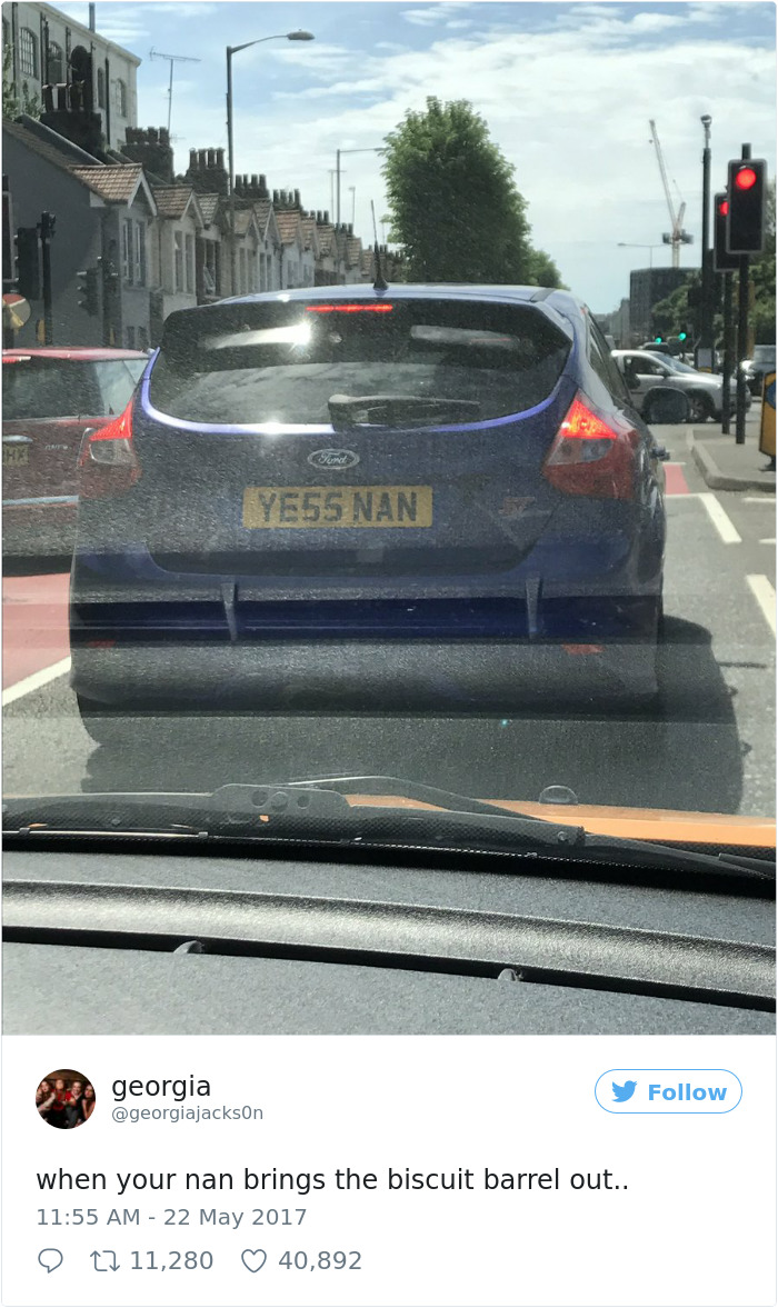 Best-woman-tweets-2017