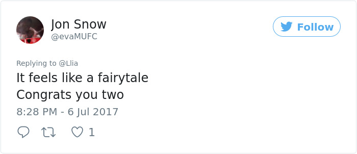 Woman Asks Twitter If There's A Man Who Wants To Be Her Wedding Date, 3 Years Later... Woman Asks Twitter If There's A Man Who Wants To Be Her Wedding Date, 3 Years Later...