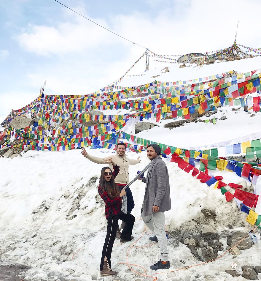 A Week Long Engagement Photo Shoot In Ladakh, India A Week Long Engagement Photo Shoot In Ladakh, India