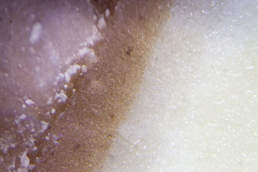 Italian Artist Create Micro-Painting With Microscope And Dslr Camera.