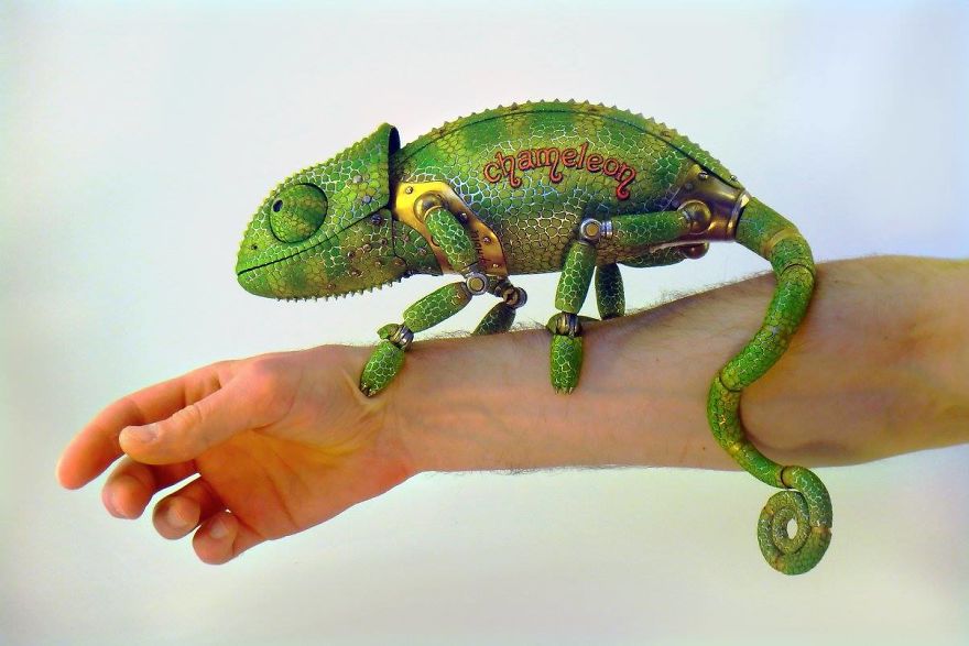 Russian Artist Creates Steampunk Animals From Old Car Parts, Watches And Electronics (+New Pics) Russian Artist Creates Steampunk Animals From Old Car Parts, Watches And Electronics (+New Pics)