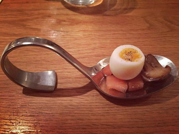 When Uri Geller Wants A Fryup But He's On A Diet