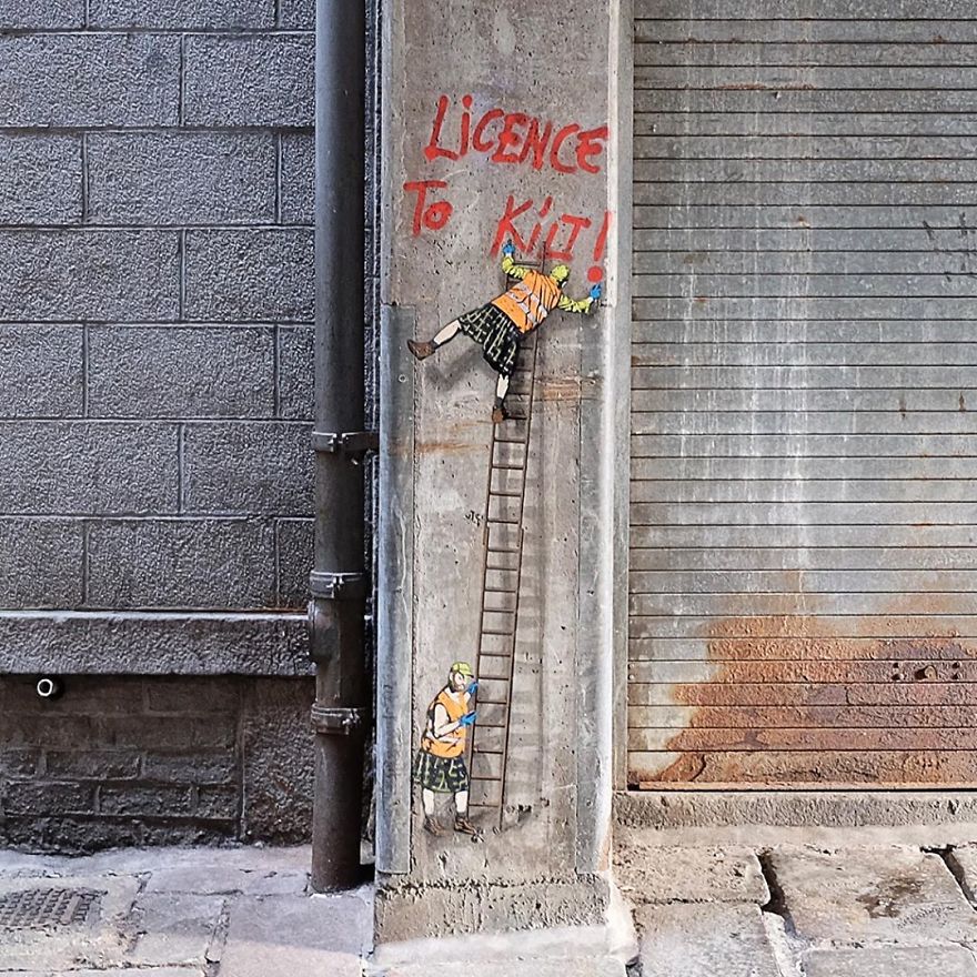 Lazy Sunday Yesterday, I Just Made This "licence To Kilt" Under An Aberdonian Bridge, Then I Met Those Local Fellas, Then We Went Back In The Pub Where They Were Hanging Out, Then We Became Friends, Then I Painted The Bar, Then I Get Free Beers, Then I Don't Remember Exactly, I Think We Went To Play Bowling...