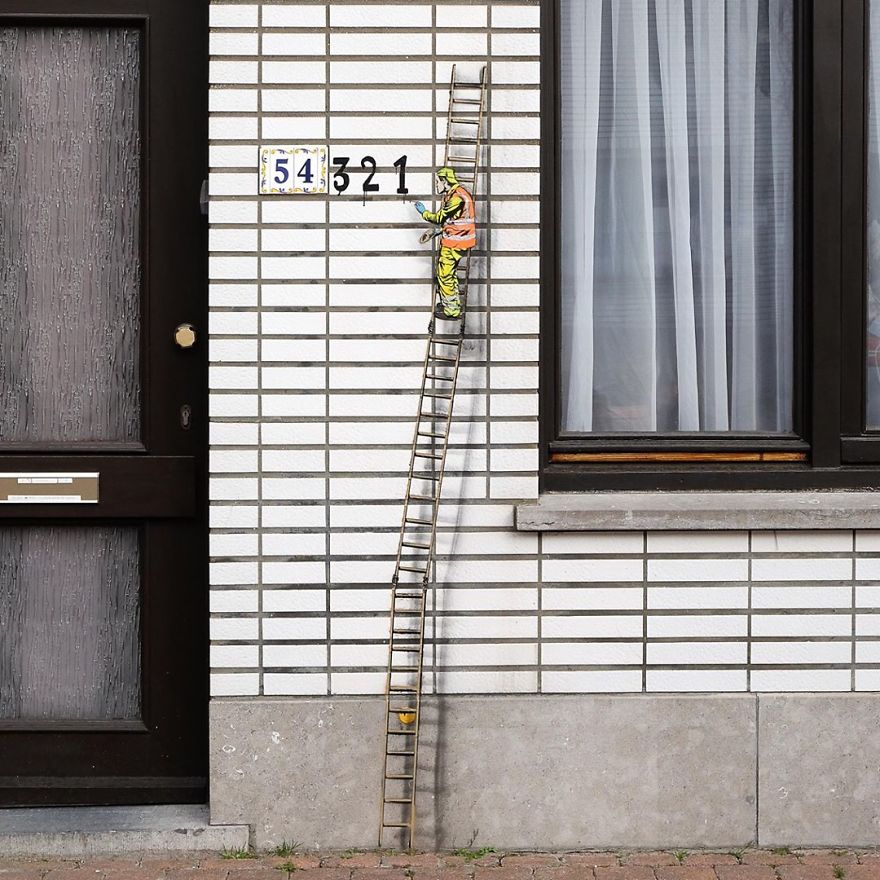 The Final Countdown, Wait For It...
(maybe It Will Trap The Postman)
Wall