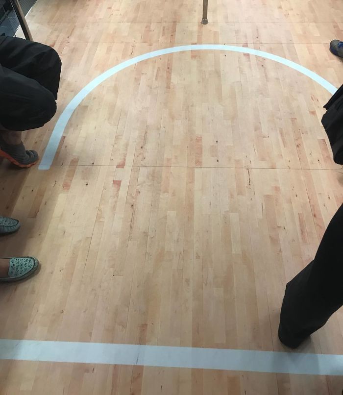 Taiwan Surprises Passengers By Turning Subway Cars Into Different Sport Venues For Upcoming Universiade Taiwan Surprises Passengers By Turning Subway Cars Into Different Sport Venues For Upcoming Universiade