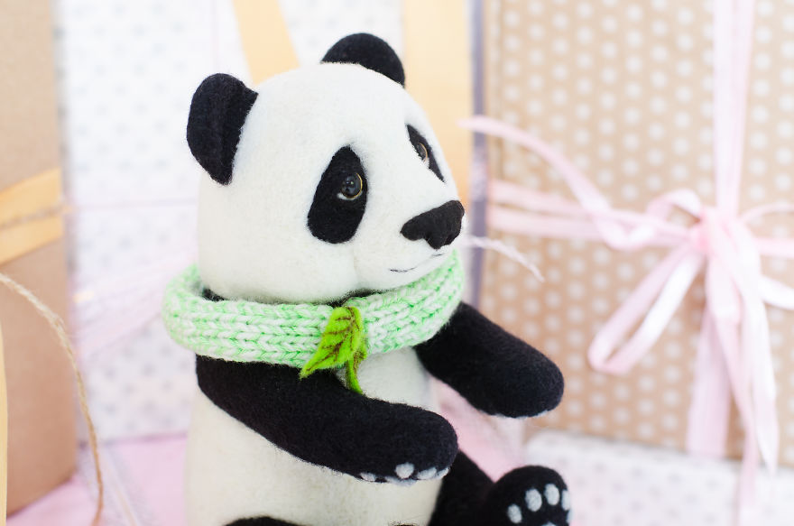 I Make Needle Felted Sculptures And This Charming Panda Is One Of Them