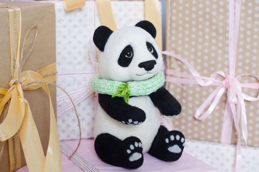 I Make Needle Felted Sculptures And This Charming Panda Is One Of Them
