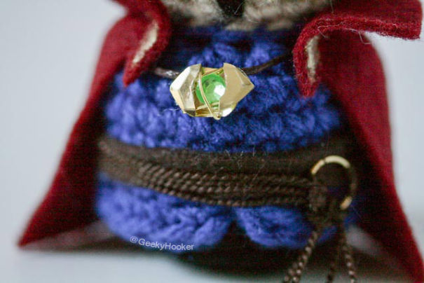 I Crochet Little Characters To Scatter Around San Diego For Strangers To Find