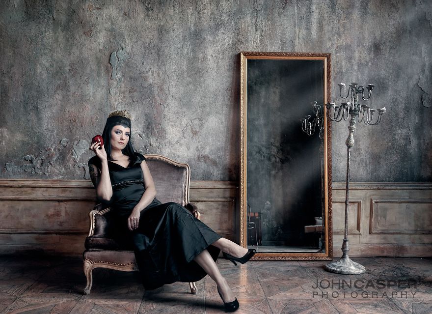 Hair And Makeup Artist Fulfills Lifelong Dream By Making Disney Character Inspired Looks Come To Life Hair And Makeup Artist Fulfills Lifelong Dream By Making Disney Character Inspired Looks Come To Life