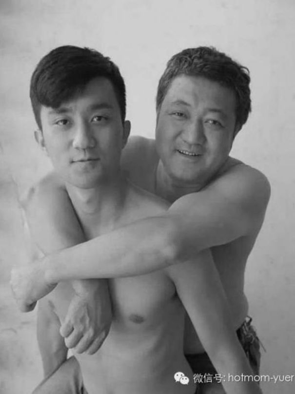 Father Took Pictures With His Son As He Was Growing Up.very Lovely!
