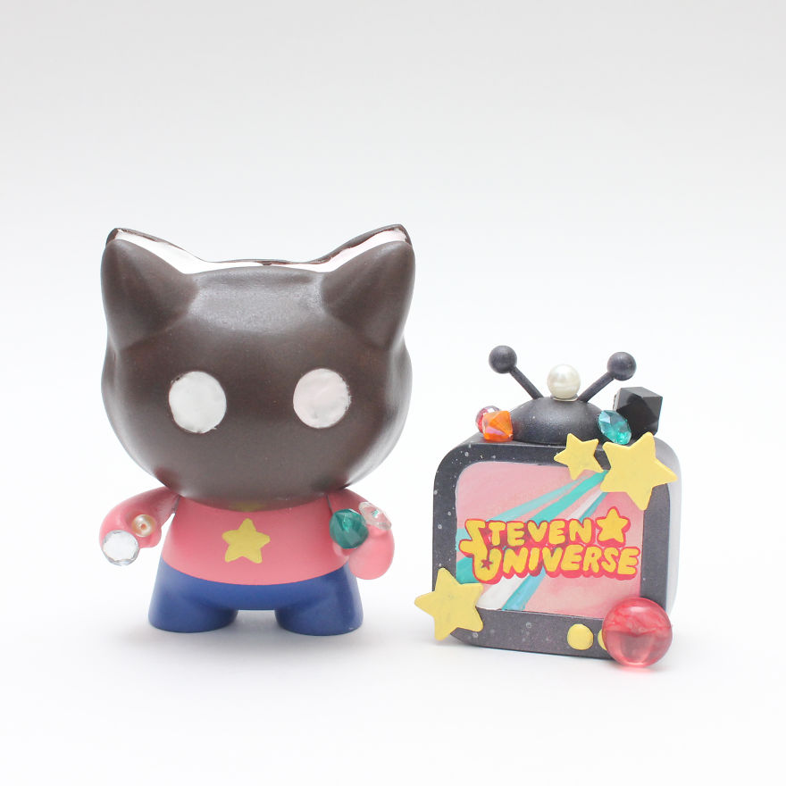 I Create Vinyl Toys That Look Good Enough To Eat (Part 3)