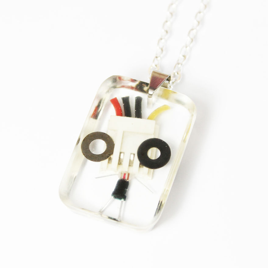 I Turned Electronic Waste Into Tiny And Biggie Robots (part 3)