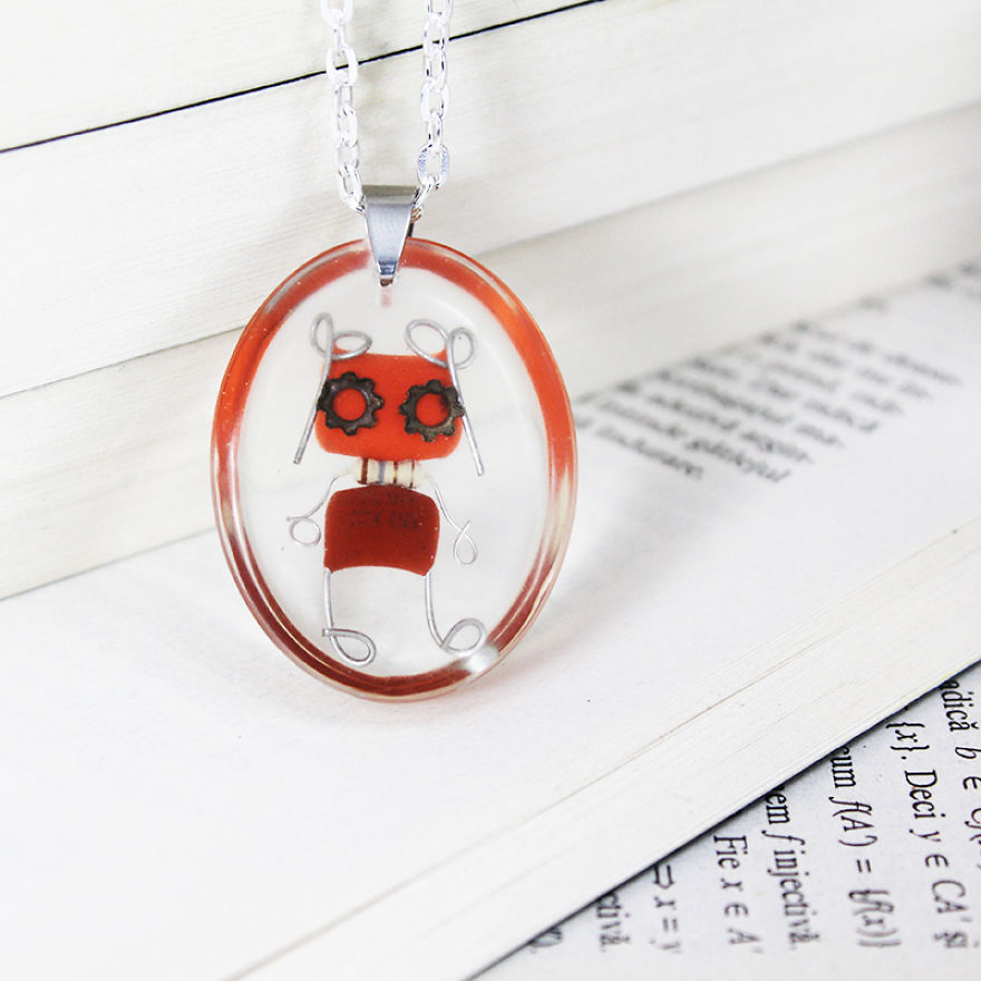 I Turned Electronic Waste Into Tiny And Biggie Robots (part 3)