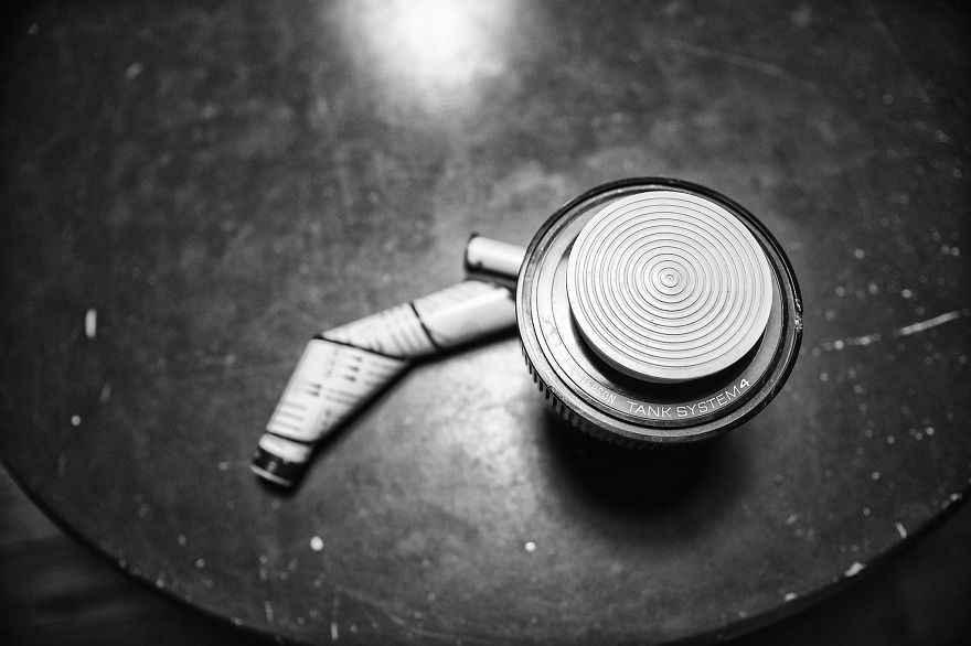 I Bought A 1929 Camera At Second-Hand Store And It Had An Undeveloped Film Inside… I Bought A 1929 Camera At Second-Hand Store And It Had An Undeveloped Film Inside…