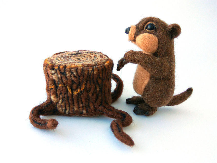 I Make Needle Felted Sculptures From Sheep Wool!