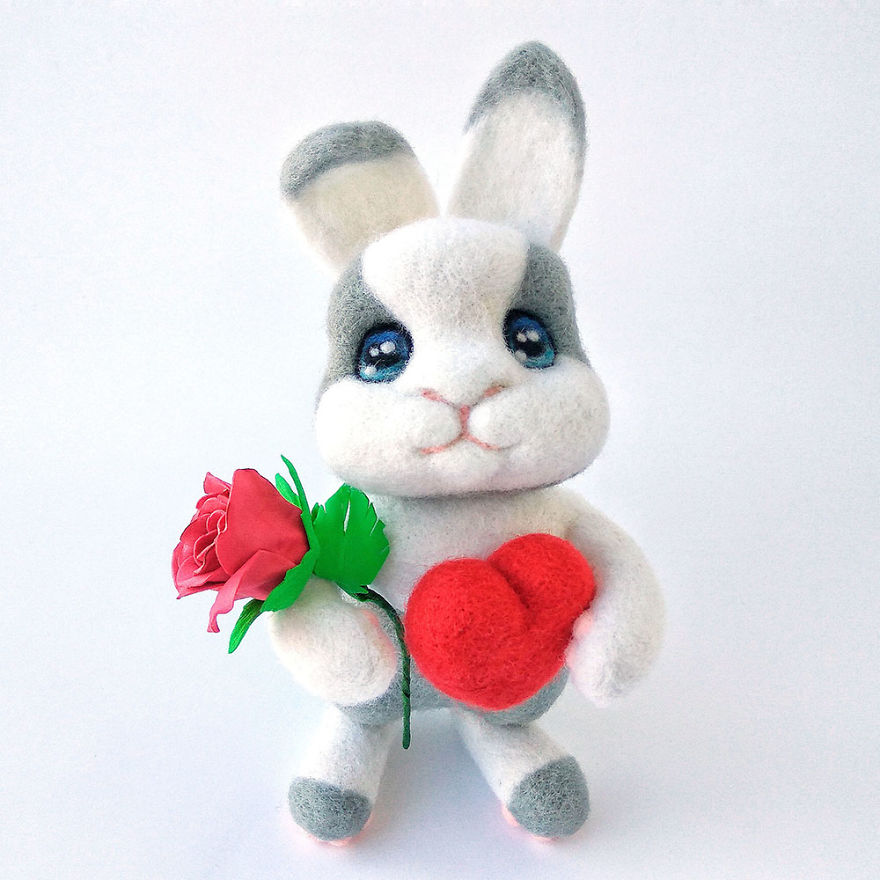 I Make Needle Felted Sculptures From Sheep Wool!