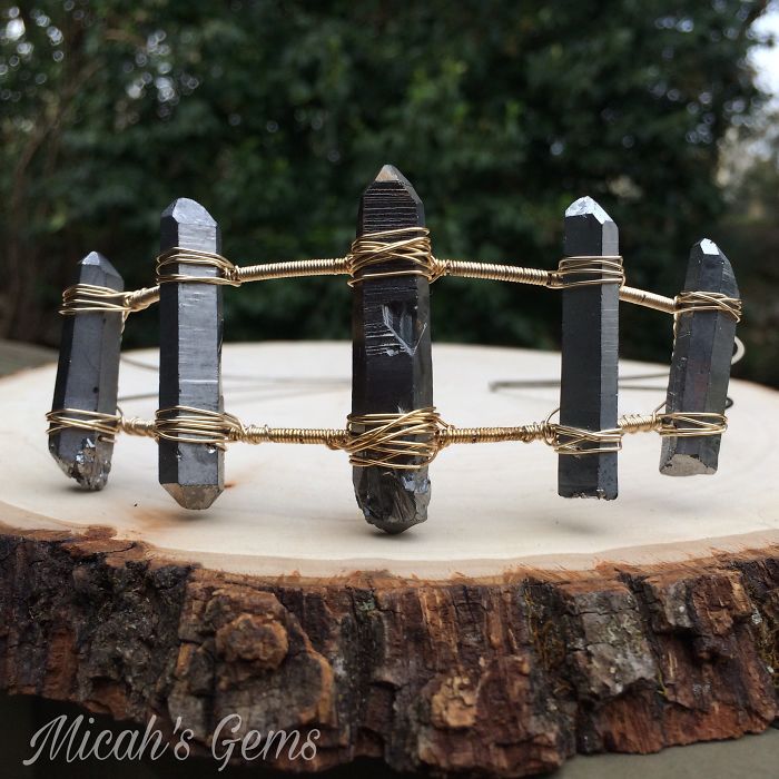 I Make Crowns For Your Fantastical Outfits