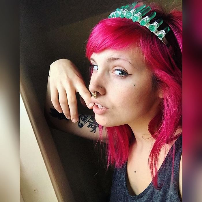 I Make Crowns For Your Fantastical Outfits