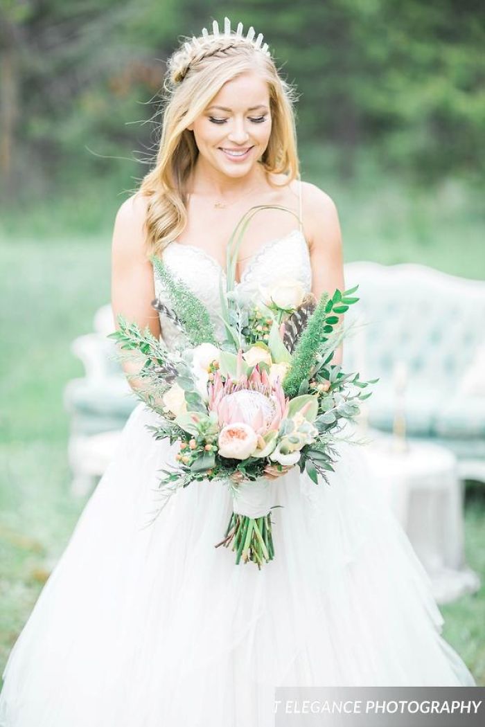 I Make Crowns For Your Fantastical Outfits