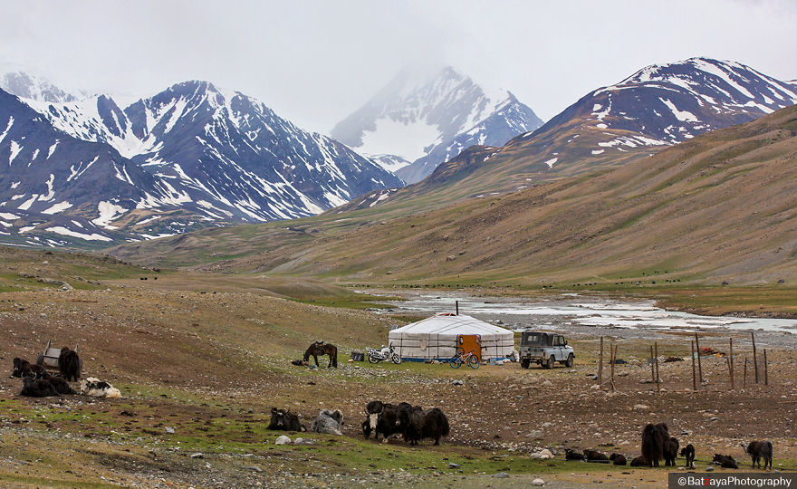 I Traveled To Mongolian Altai Mountains I Traveled To Mongolian Altai Mountains