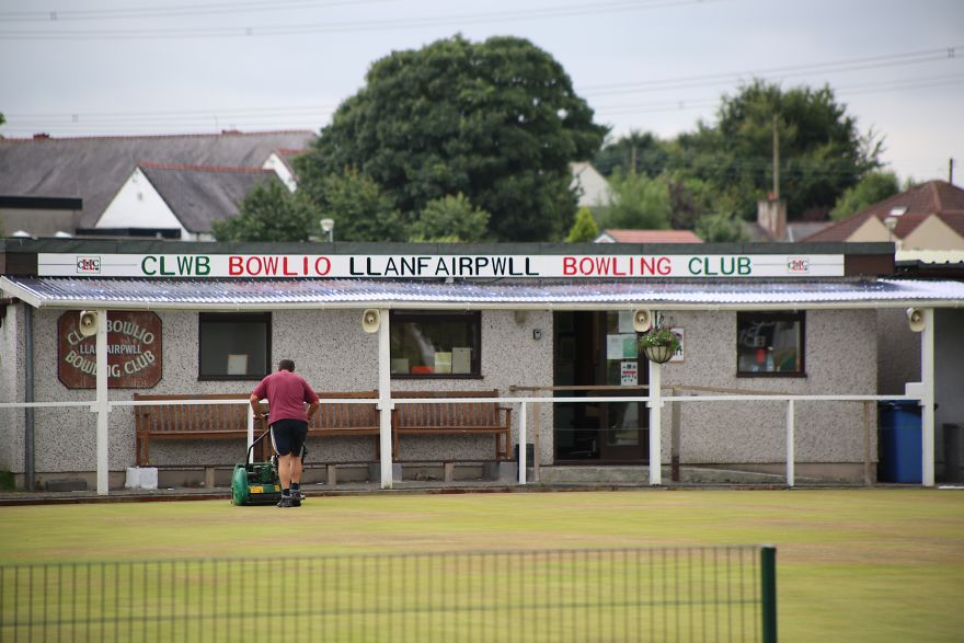 I Went To Llanfairpwllgwyngyllgogerychwyrndrobwllllantysiliogogogoch (Yes, You Read That Right!) This Is What I Saw. (With A Video Of Its Pronunciation- Or My Attempt At It, At Least!)