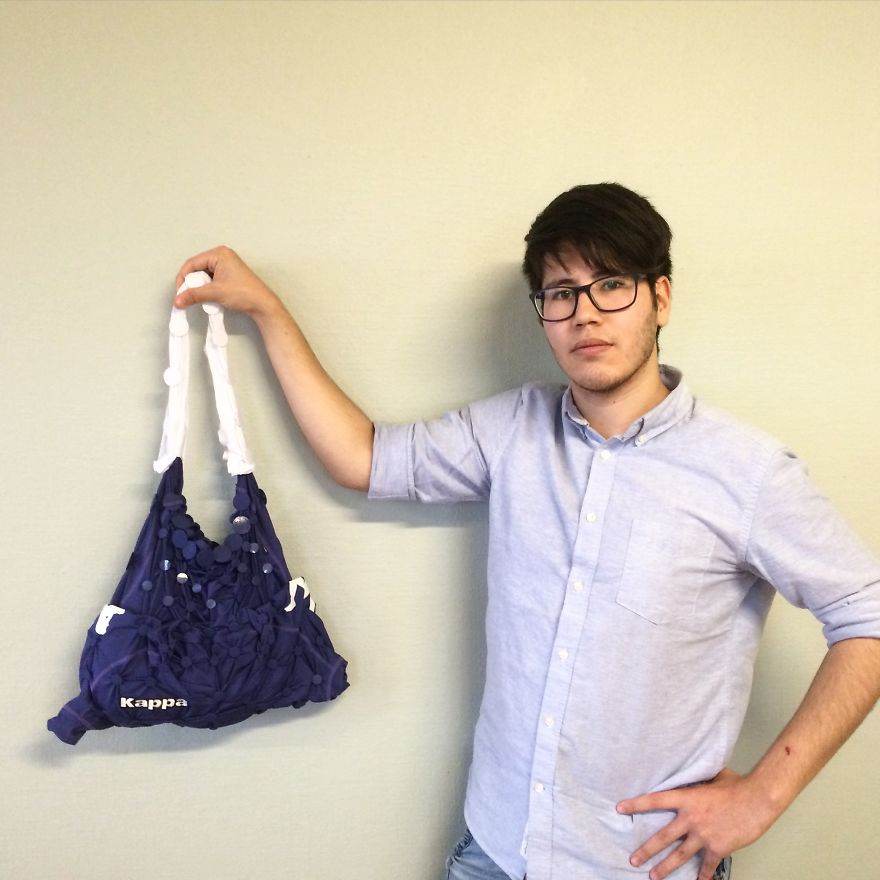 300 Old Tshirts, 20 Refugee Kids And One Wind Mill