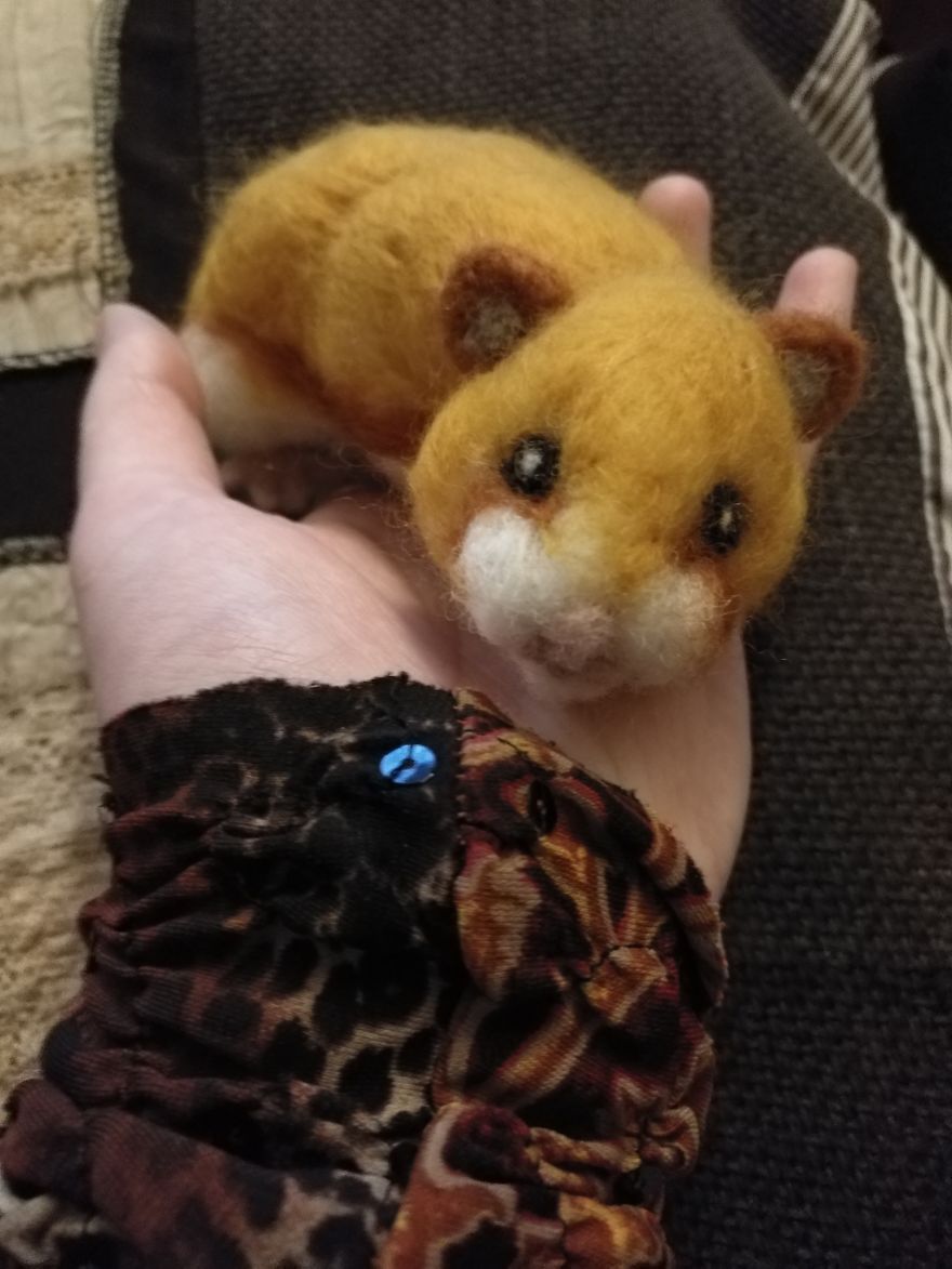 I Create Realistic Needle Felted Animals Out Of Goat Wool