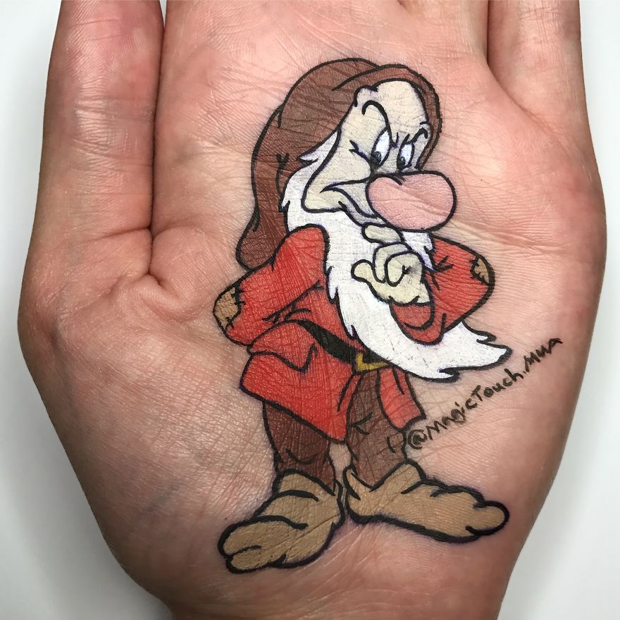 I Draw Cartoon Characters On The Palm Of My Hand