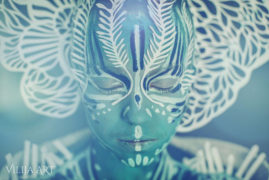 Inspiring Paper Art And Bodypainting Combination By Artist Vilija Vitkute