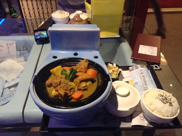 There's A Reason Why This Restaurant Is Called "modern Toilet"