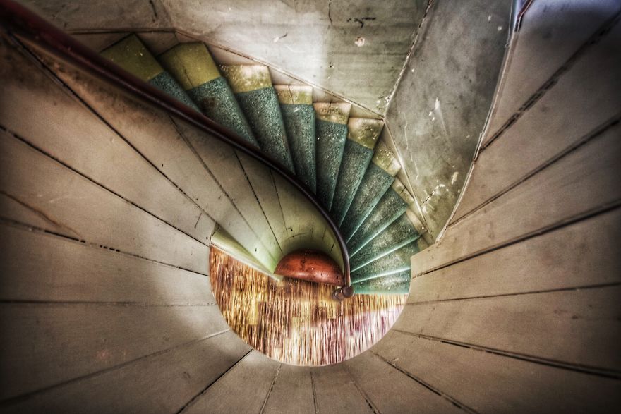 Inside Templeton's Historic Octagon House