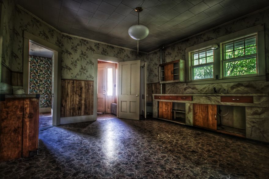 Inside Templeton's Historic Octagon House