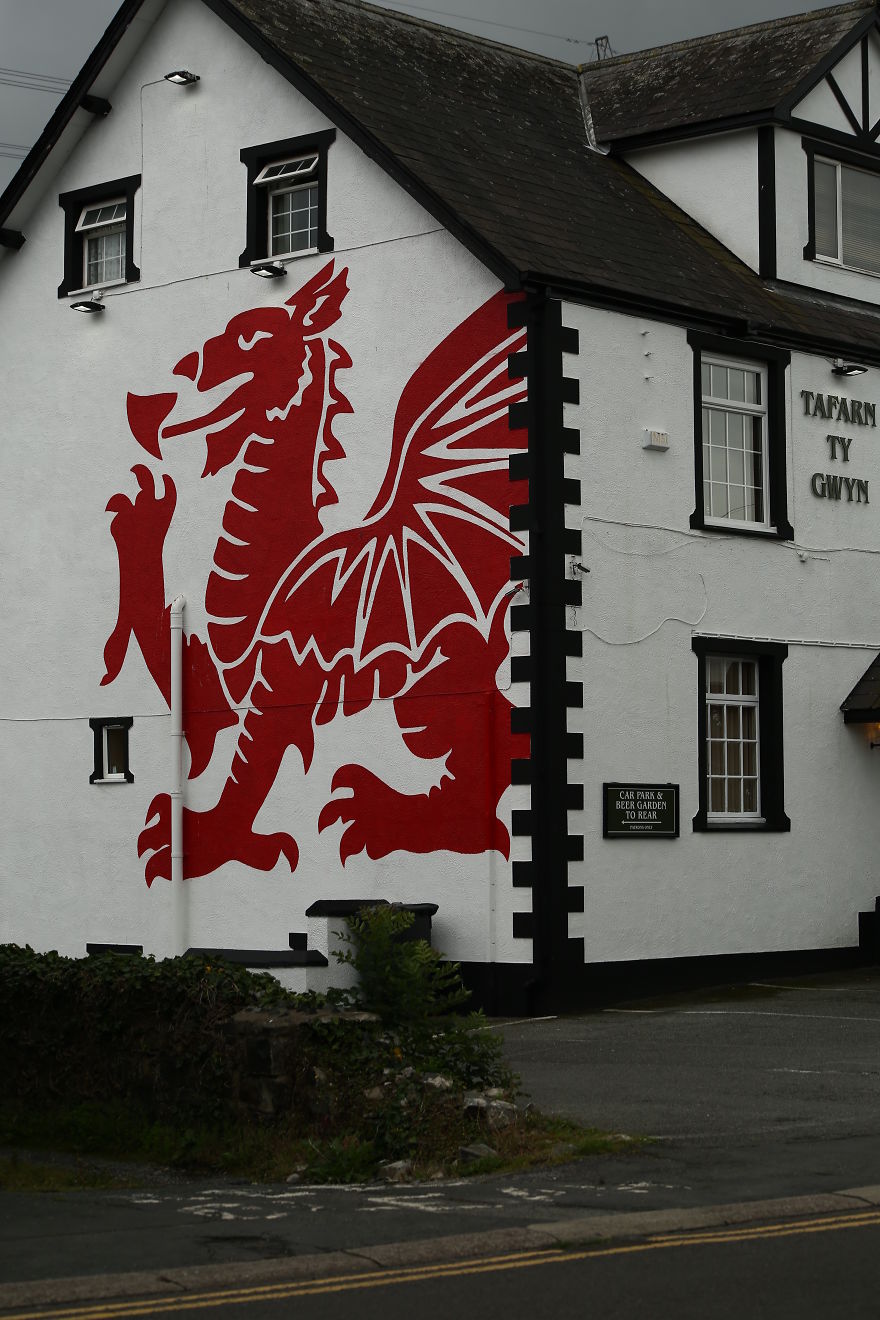 I Went To Llanfairpwllgwyngyllgogerychwyrndrobwllllantysiliogogogoch (Yes, You Read That Right!) This Is What I Saw. (With A Video Of Its Pronunciation- Or My Attempt At It, At Least!)
