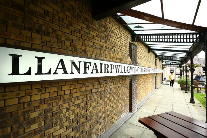 I Went To Llanfairpwllgwyngyllgogerychwyrndrobwllllantysiliogogogoch (Yes, You Read That Right!) This Is What I Saw. (With A Video Of Its Pronunciation- Or My Attempt At It, At Least!)