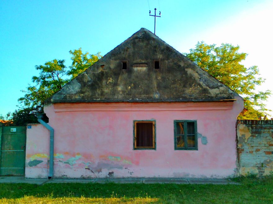 I Photograph Old Houses At My Countryside, To Capture Their Charm And Tranquility Of The Old Banat I Photograph Old Houses At My Countryside, To Capture Their Charm And Tranquility Of The Old Banat