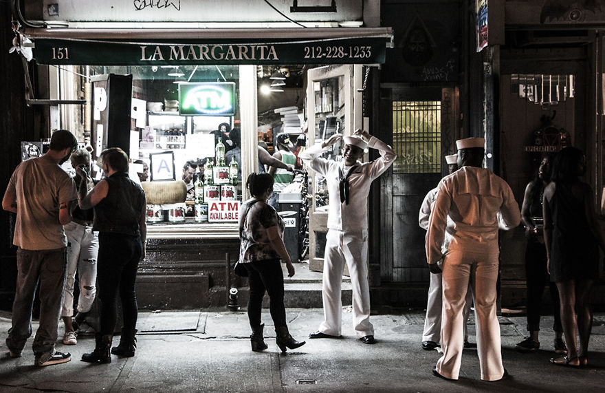 I Walk Around Manhattan After Midnight I Walk Around Manhattan After Midnight