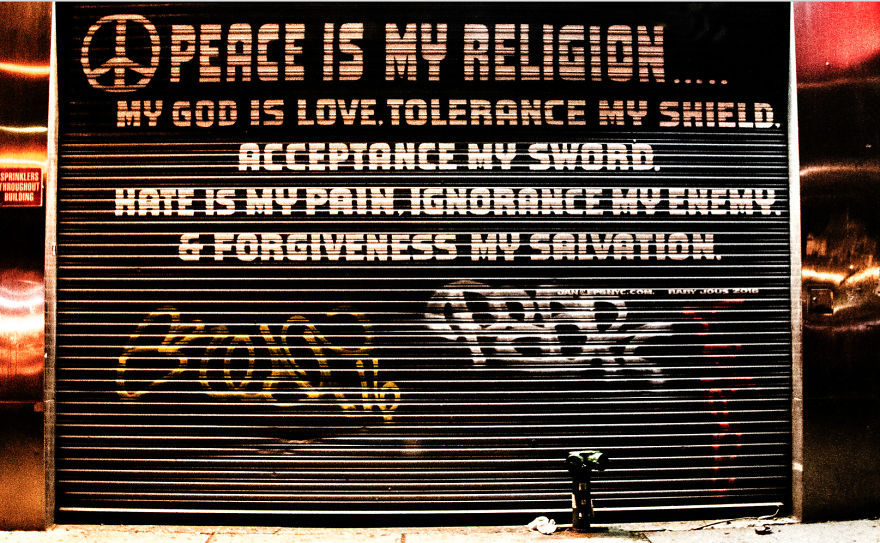 I Walk Around Manhattan After Midnight I Walk Around Manhattan After Midnight