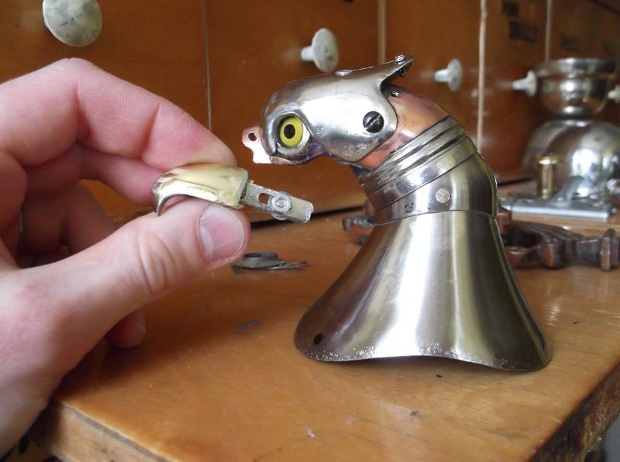 Russian Artist Creates Steampunk Animals From Old Car Parts, Watches And Electronics (+New Pics) Russian Artist Creates Steampunk Animals From Old Car Parts, Watches And Electronics (+New Pics)