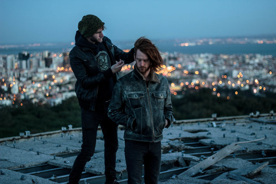 I Travel Around With Scissors To Cut Hair At The Most Random Places