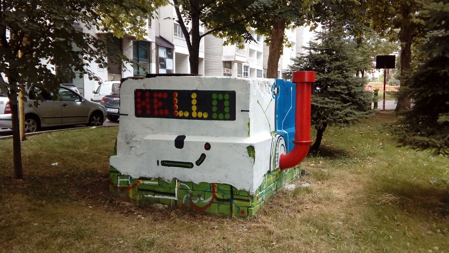 We Turned Old Bomb Shelters Into Robot Heads We Turned Old Bomb Shelters Into Robot Heads