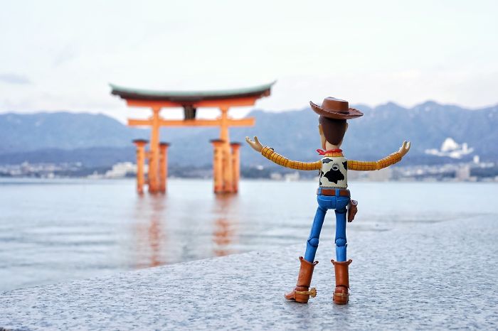 I Turn My Toys Alive With My Camera