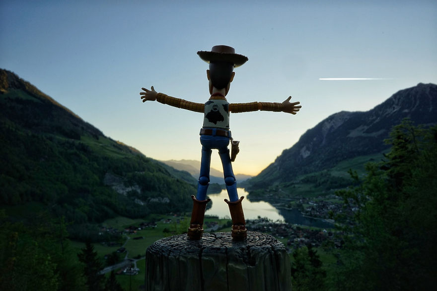 I Turn My Toys Alive With My Camera