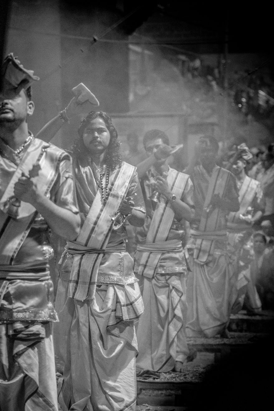 I Discovered A Travel Photographer's Paradise Along The Ganges - Varanasi