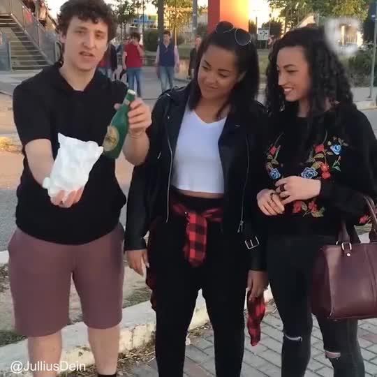 How To Impress Girls With Magic Tricks
